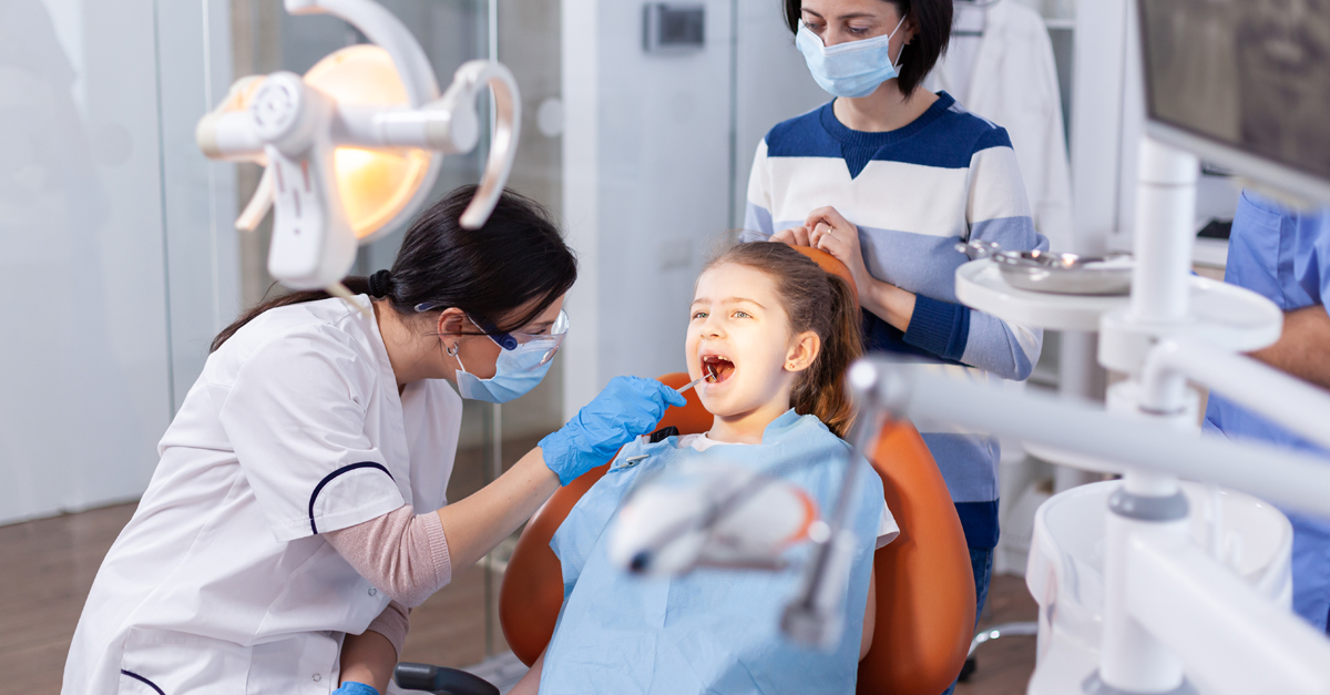 ¿Cómo elegir al mejor dentista para los niños?
