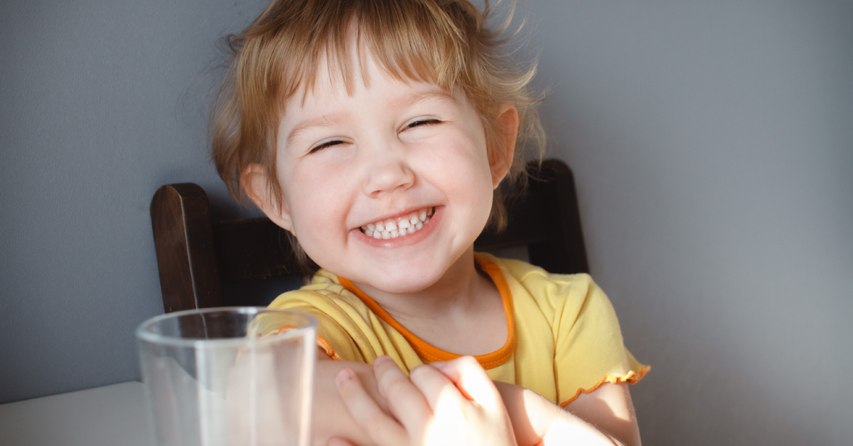 ¿Es recomendable la ortodoncia para mi hijo aún si tiene dientes de leche?